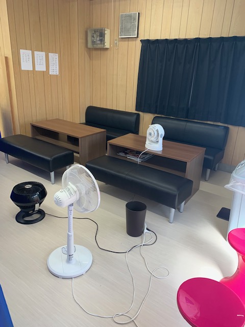 天王山卓球場くつろぎスペース