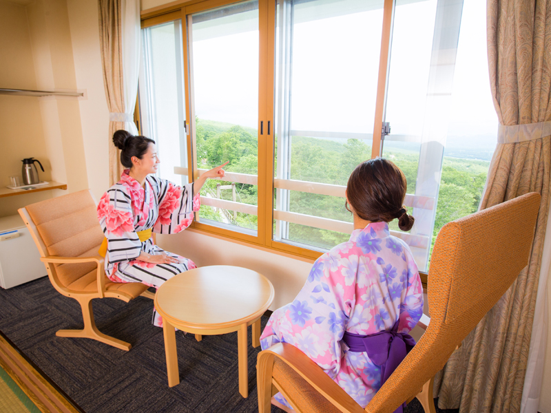 東館展望側和室10畳