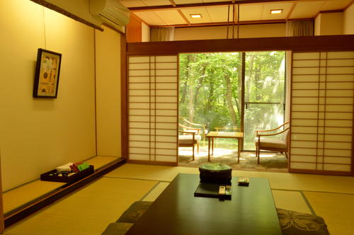 roomw2-thumb-500xauto-194