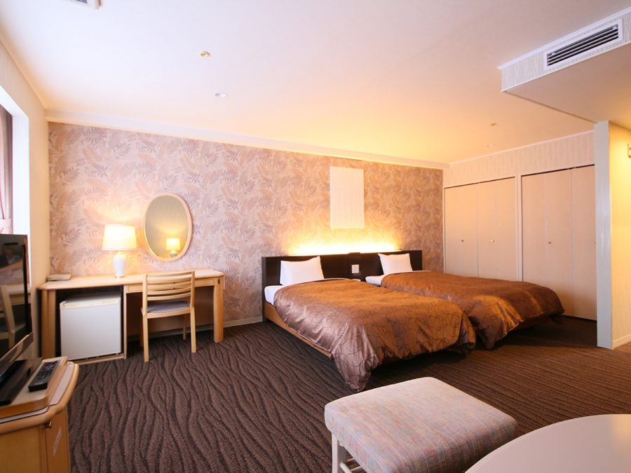 5900_5282_Twinroom_2