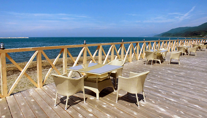 img_facilities_terrace_22