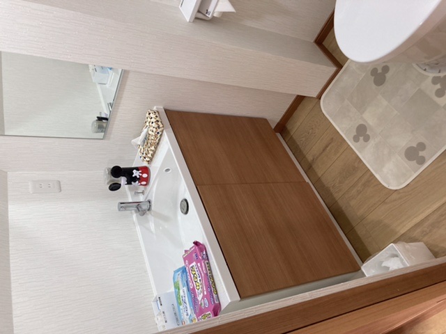 504A9B60-1E0F-4D06-8086-2DFBD07B699A