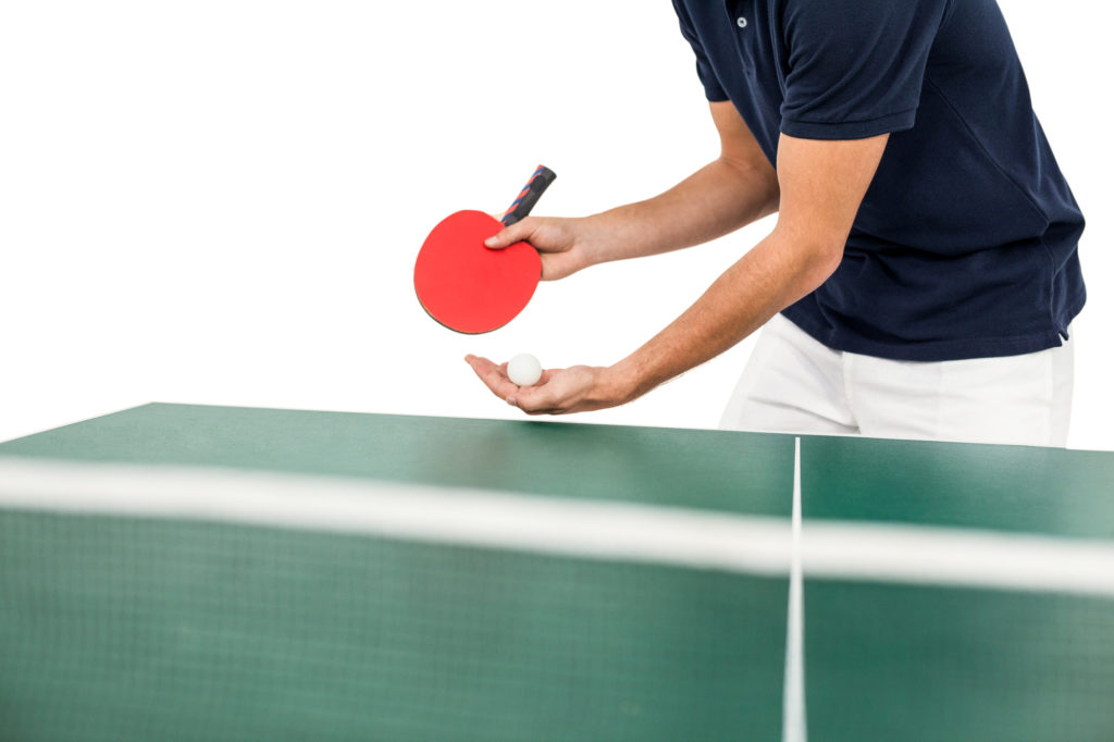 回転量が多くなるygサーブを覚えて勝負を有利に運ぼう 卓球メディア Rallys ラリーズ