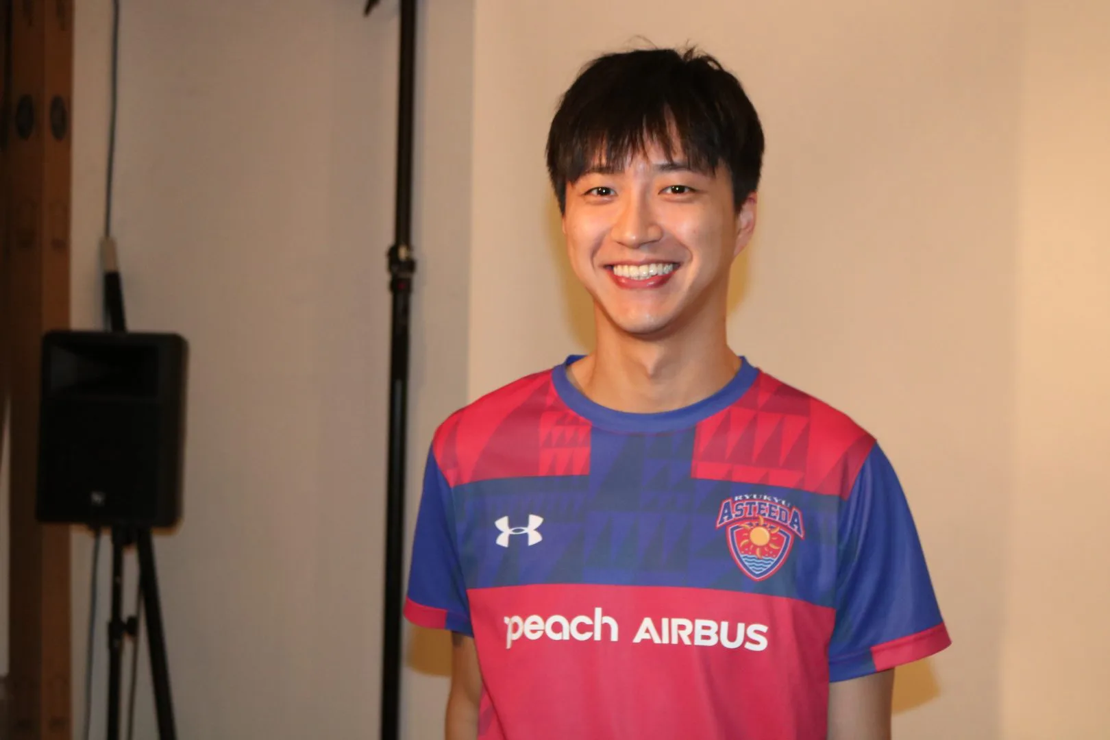 卓球 江宏傑 愛娘あいらちゃんにメロメロ かわいすぎる 店員さんに世界中が虜に 卓球メディア Rallys ラリーズ