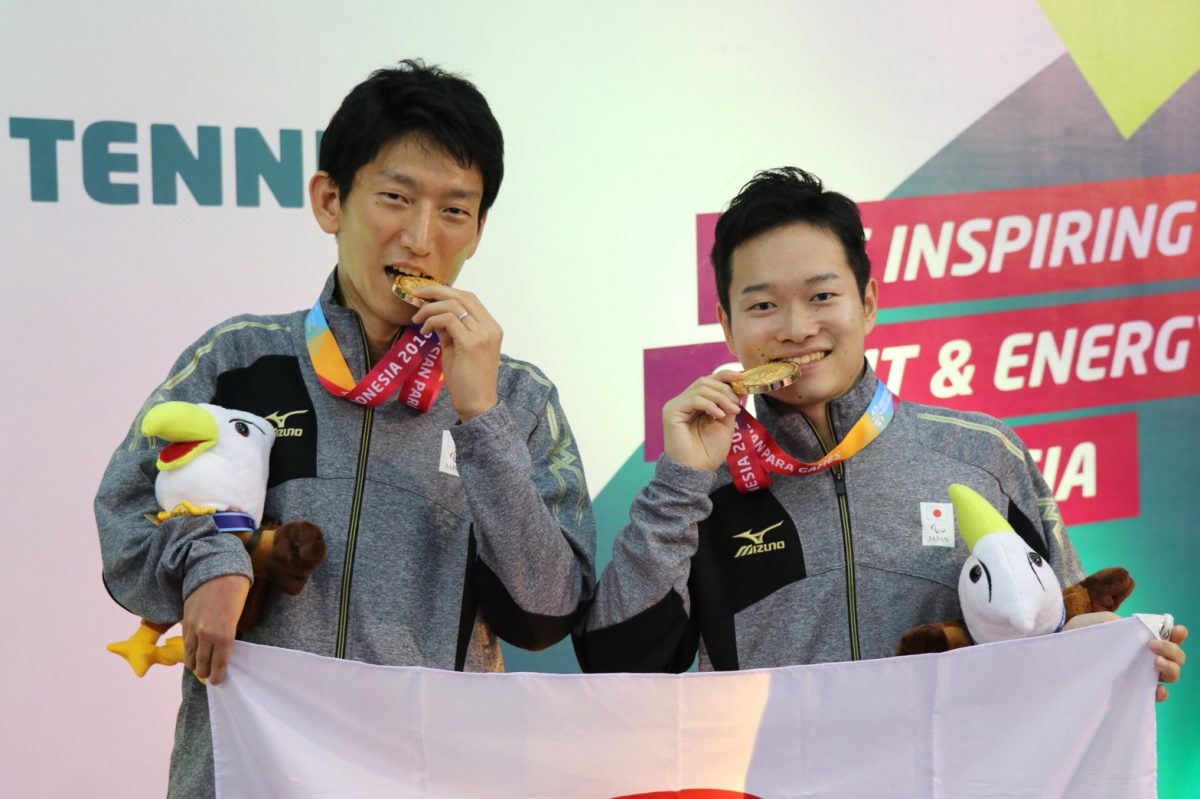 アジアパラ卓球、岩渕・垣田ペアが中国に大金星、初の金メダル獲得