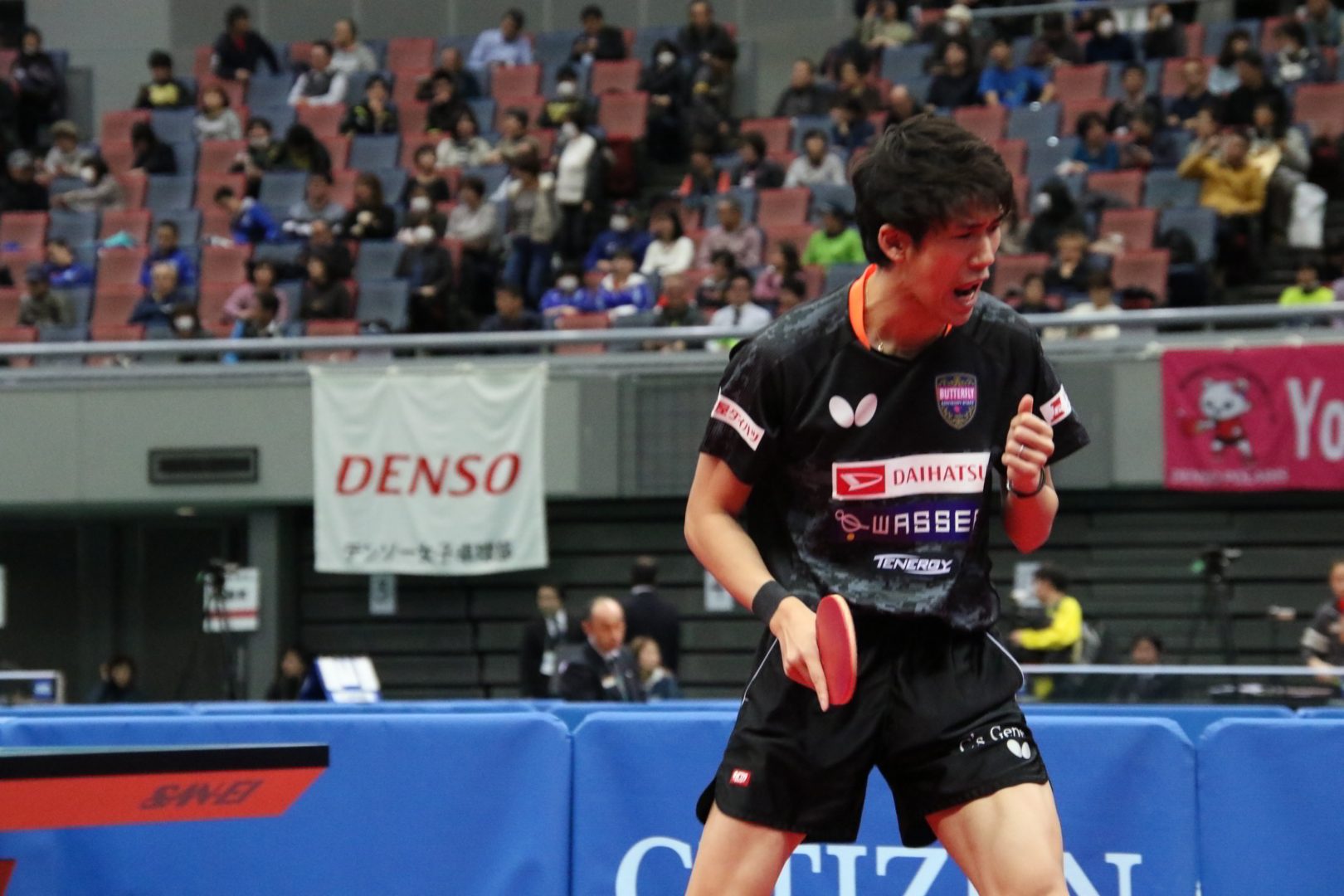 【卓球】リオ銀の吉村真晴、ストレート勝ちで5回戦進出＜全日本卓球2019・男子単＞