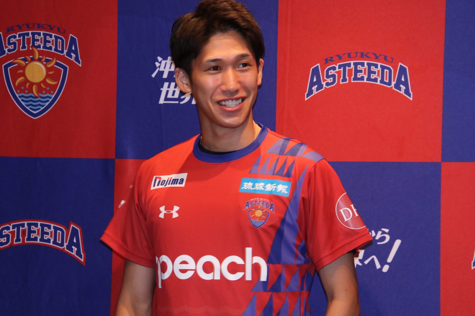 吉村真晴、琉球アスティーダ入団会見　「チームの勝利のために全力でプレー」