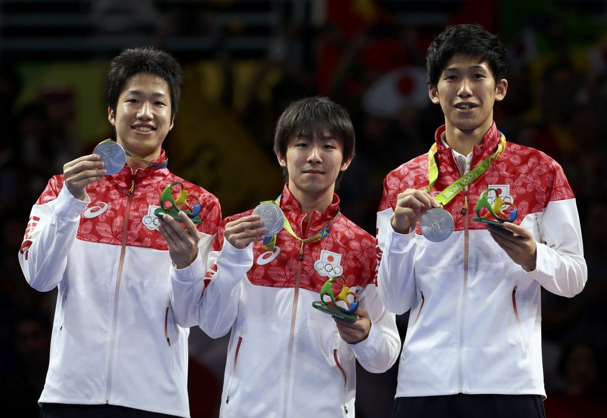 リオ五輪団体銀メダルを獲得した水谷隼、丹羽孝希、吉村真晴