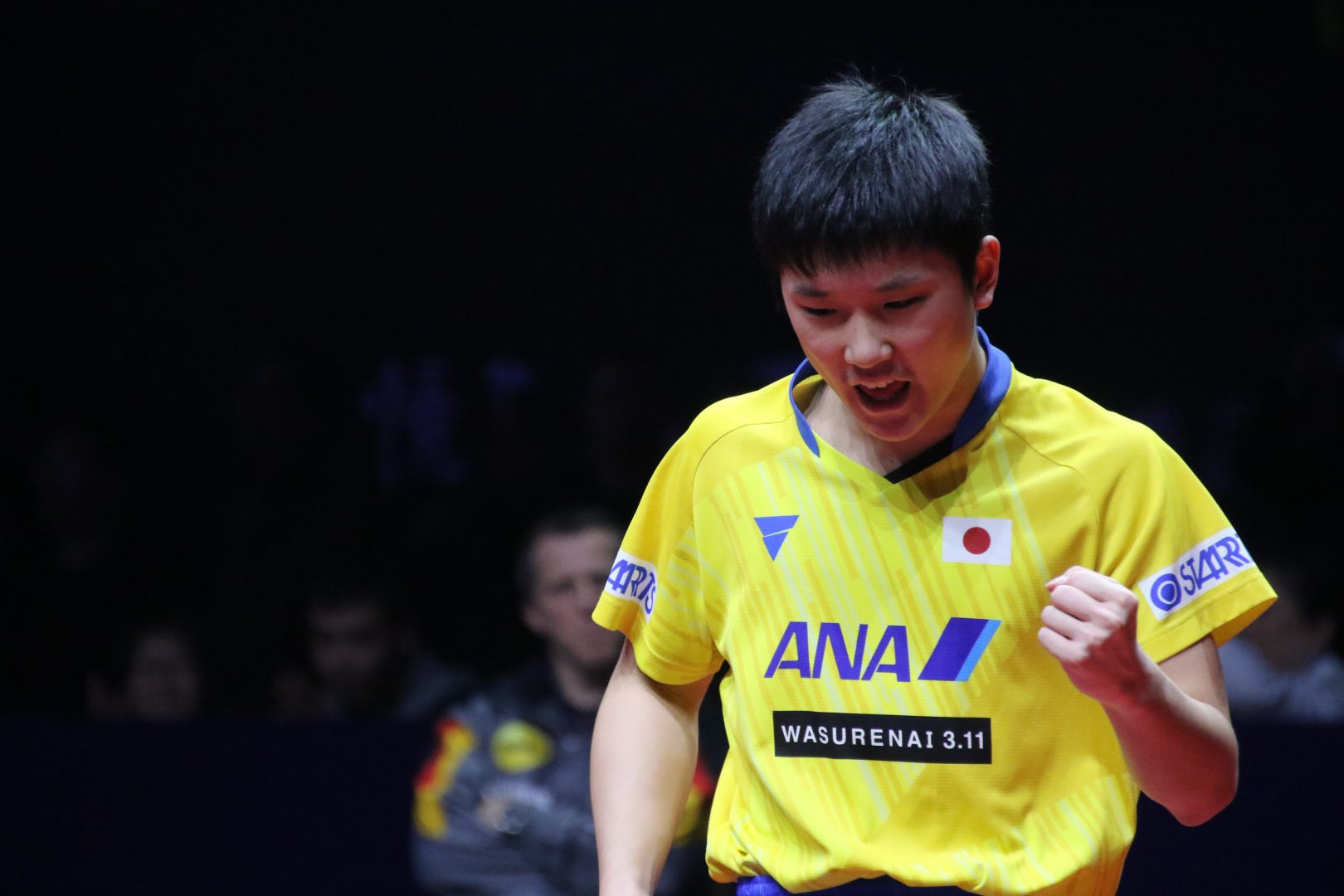 張本智和、完勝でベスト8　準々決勝は世界ランク1位と＜卓球・グランドファイナル＞