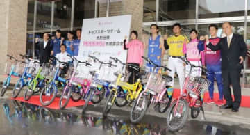 特別仕様ももちゃり9台誕生　岡山のスポーツチームイメージ