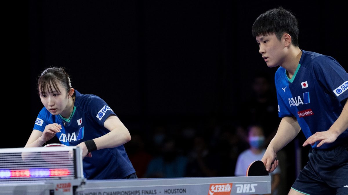 張本/早田ペア、中国ペアの猛攻止めきれず　混合複では日本勢2大会連続の銀メダル＜世界卓球2021＞
