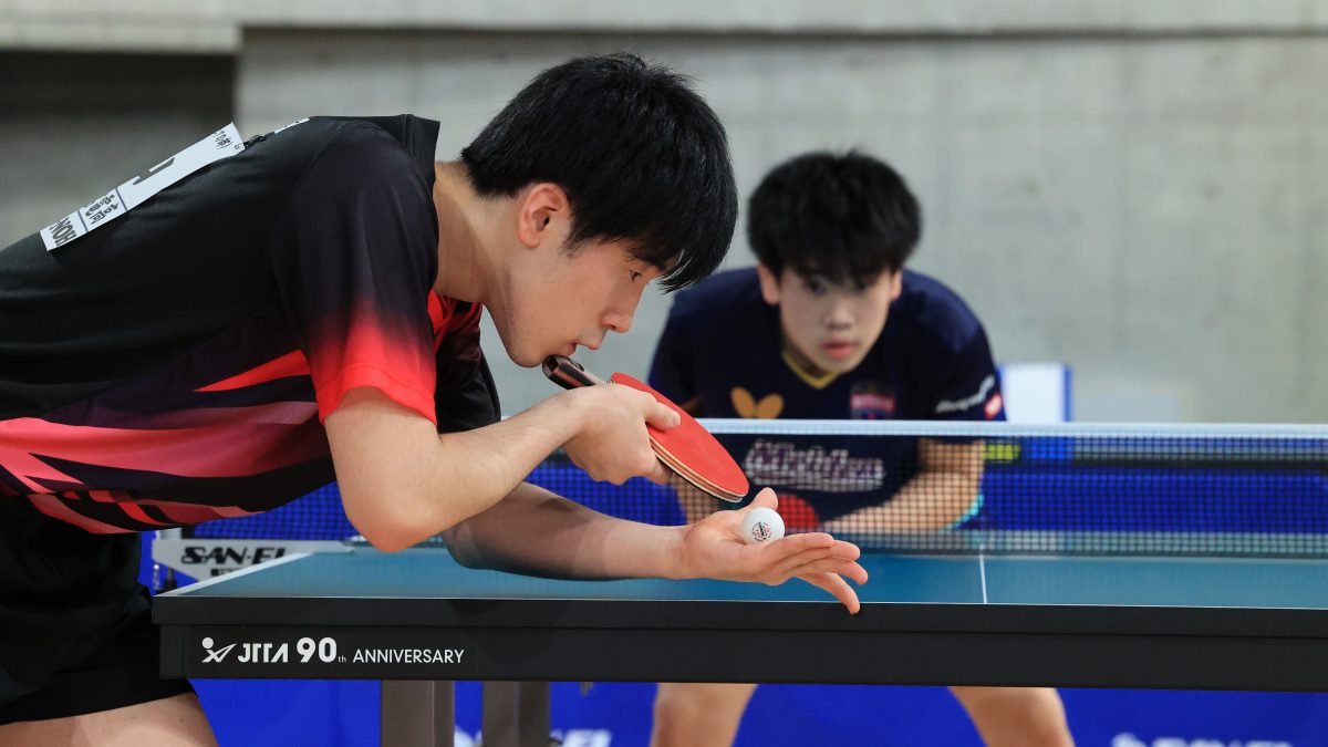 2度目の優勝狙う吉山僚一、兄弟対決制してベスト8＜全日本卓球2022ジュニア男子単5回戦＞