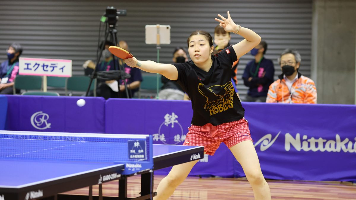 神戸松蔭女子学院大学、勝ち越し決める　4勝2敗で4チーム並ぶ混戦に＜前期日本卓球リーグ和歌山大会女子1部＞