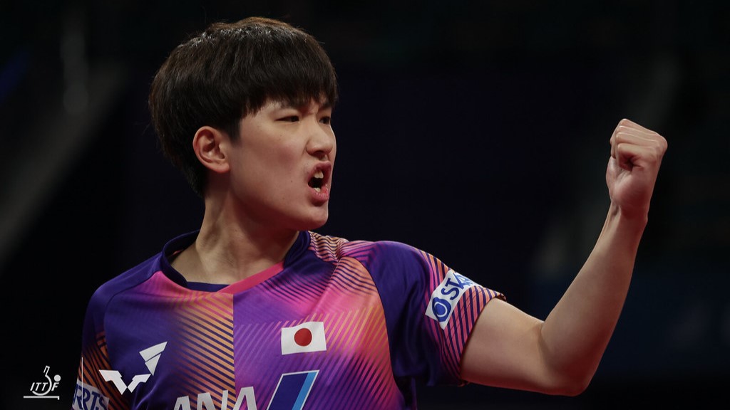 張本智和が世界ランク1位を撃破　勝負はラストの5番へ＜世界卓球選手権2022＞
