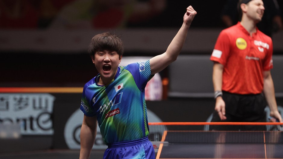 張本智和が日本勢唯一の4強入り　東京五輪銅メダリストは世界ランク1位下す＜卓球・WTTカップファイナル新郷＞