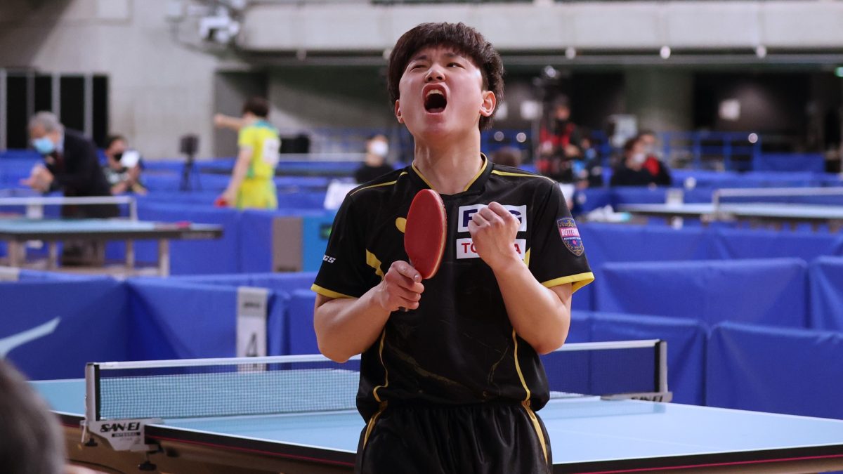 張本智和、成長実感も「優勝するまでは満足しない」＜全日本卓球2023＞