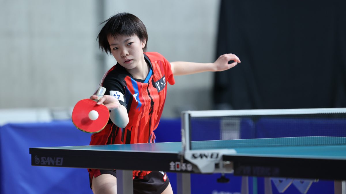 姉妹対決は妹の小塩悠菜が勝利　決勝は張本美和と＜全日本卓球2023ジュニア女子単準決勝＞