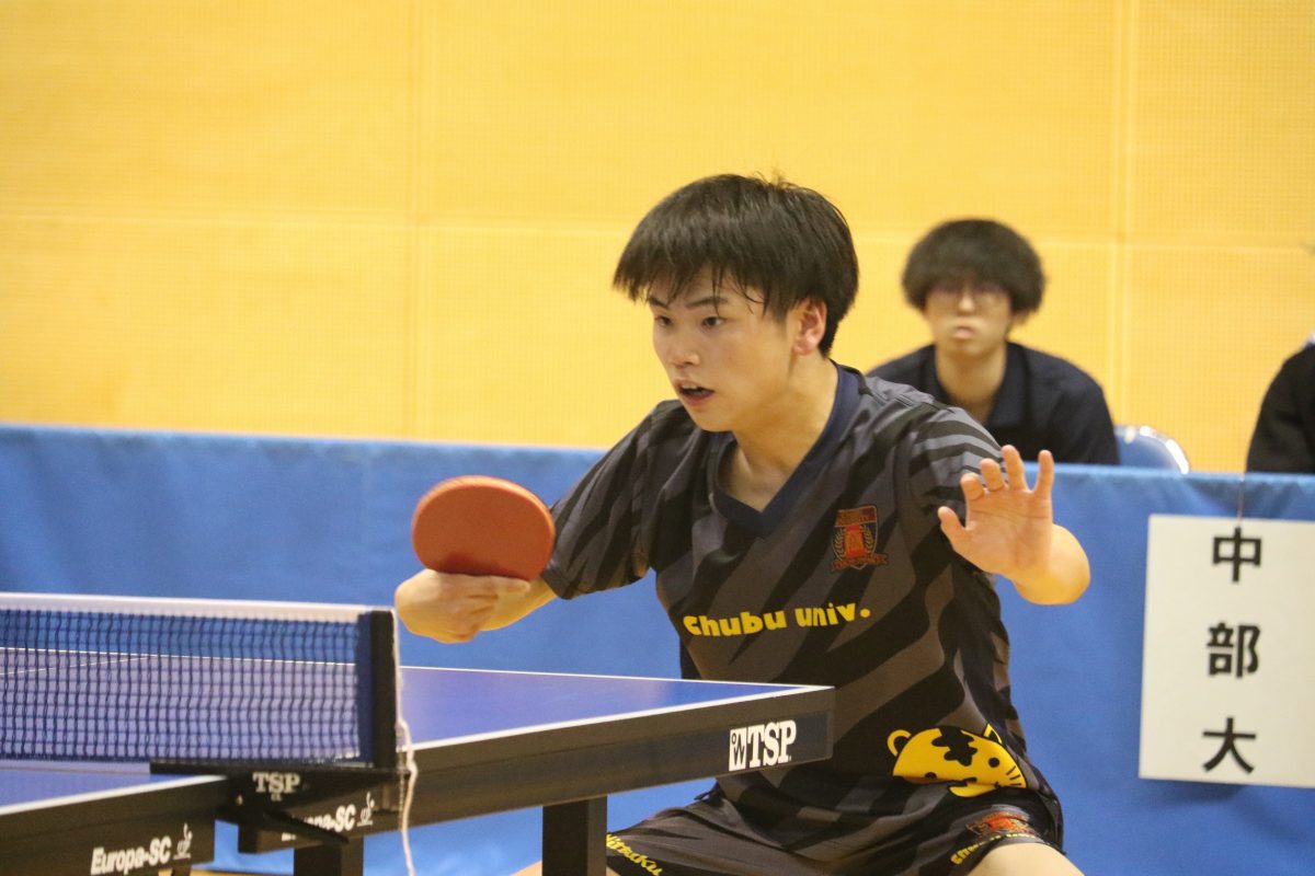 写真：春日井健真（中部大学）/提供：東海学生卓球連盟