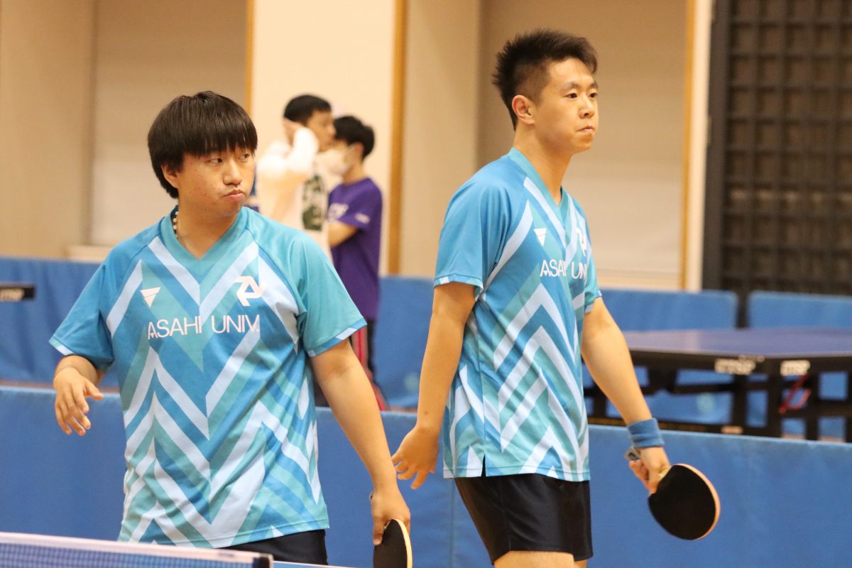写真：刘念/武凱（朝日大）/提供：東海学生卓球連盟