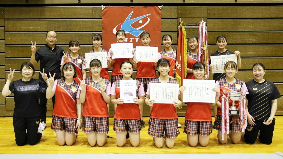 神戸松蔭女子学院大学が優勝　木塚陽菜は圧巻の単複14勝0敗で殊勲賞＜秋季関西学生卓球リーグ・女子＞