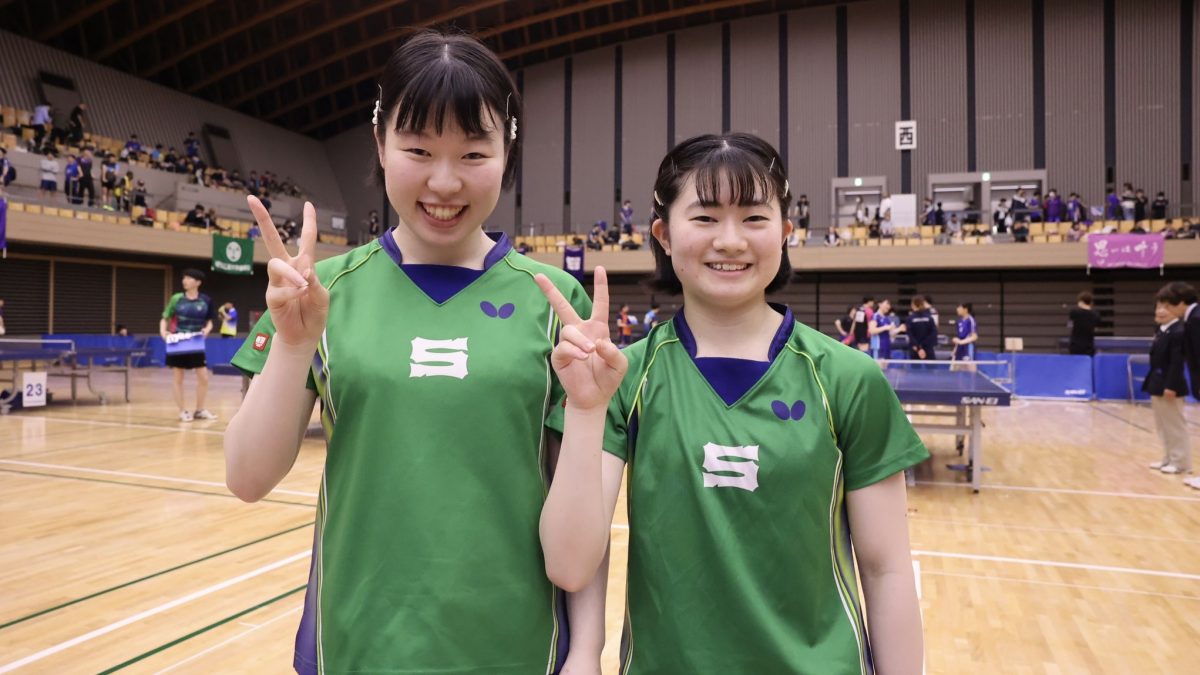 専修大学・首藤成美/村松愛菜ペアが女子ダブルス優勝＜令和６年度関東学生新人選手権大会＞