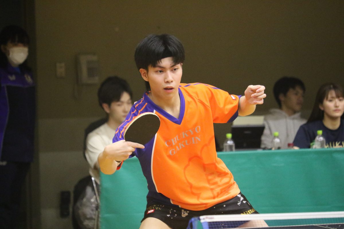 写真：佐藤遼太（中京学院大）/提供：東海学生卓球連盟
