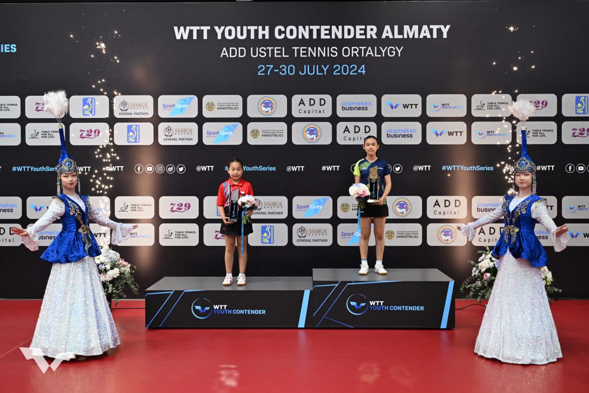 写真：U11女子シングルス表彰式/提供：WTT