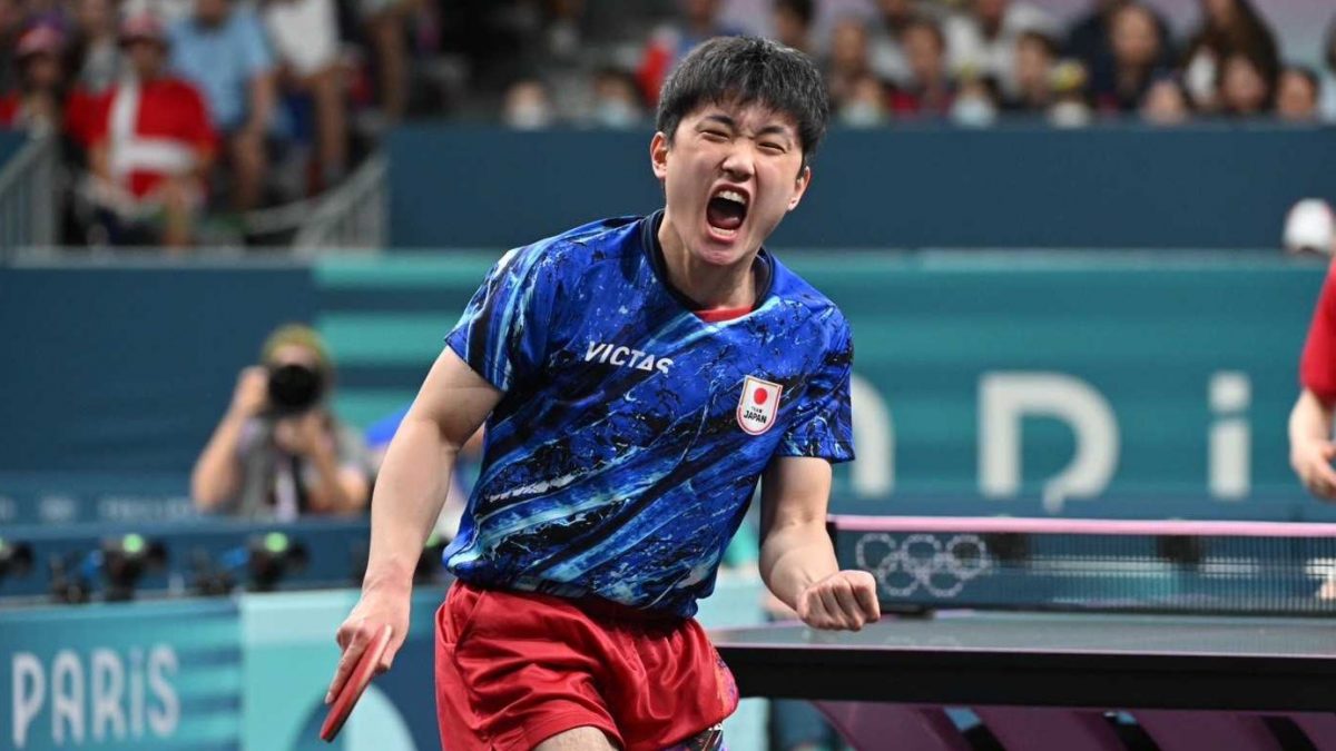 張本智和、自己最高の五輪シングルスベスト8進出　次戦は東京五輪銀の中国代表と＜パリ五輪卓球競技＞