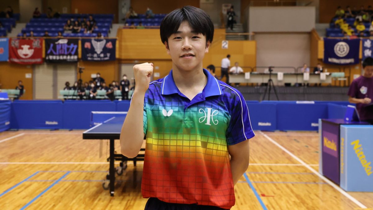 出雲北陵・小野泰和が初優勝　快進撃続けた明徳義塾・齋藤を下す＜卓球・インターハイ2024男子シングルス＞