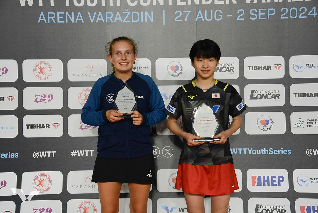 写真：U13女子シングルス表彰式/提供：WTT