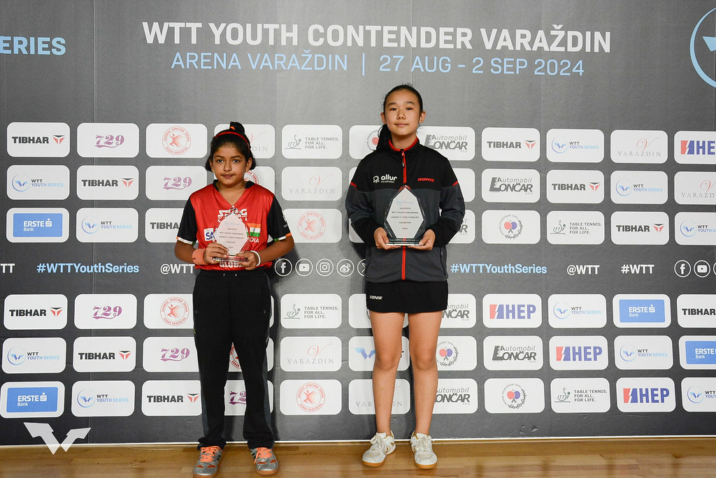 写真：U11女子シングルス表彰式/提供：WTT