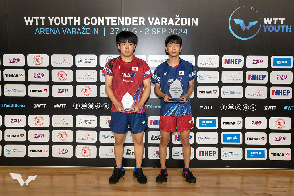 写真：U17男子シングルス表彰式/提供：WTT