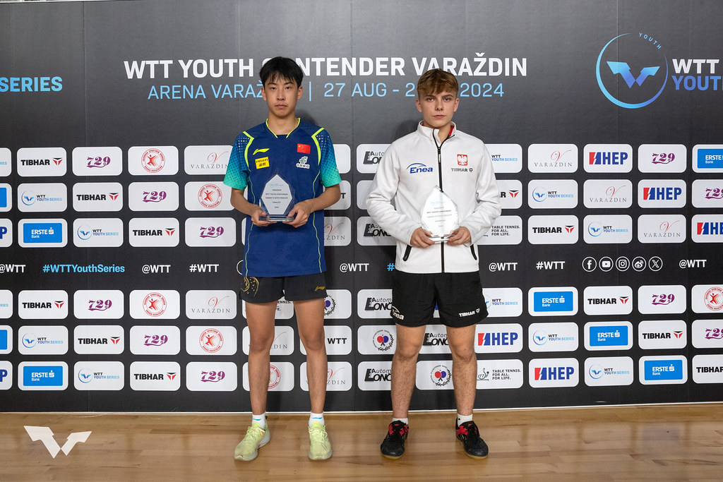 写真：U19男子シングルス表彰式/提供：WTT