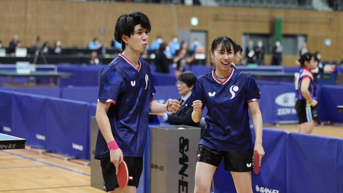 専修大・福澤勇太/甲斐萌夏ペア、昨年3位・松平賢二/永尾尭子ペアにストレート勝利＜全日本卓球2025・混合複1、2回戦＞