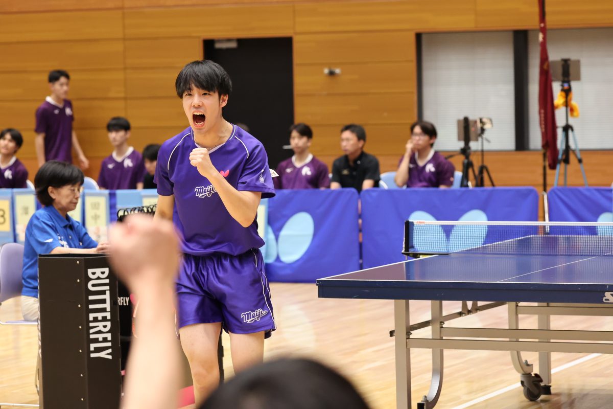 写真：明治大学で活躍している飯村悠太/撮影：ラリーズ編集部