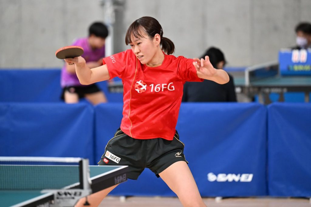 鶴岡菜月（十六フィナンシャルグループ）