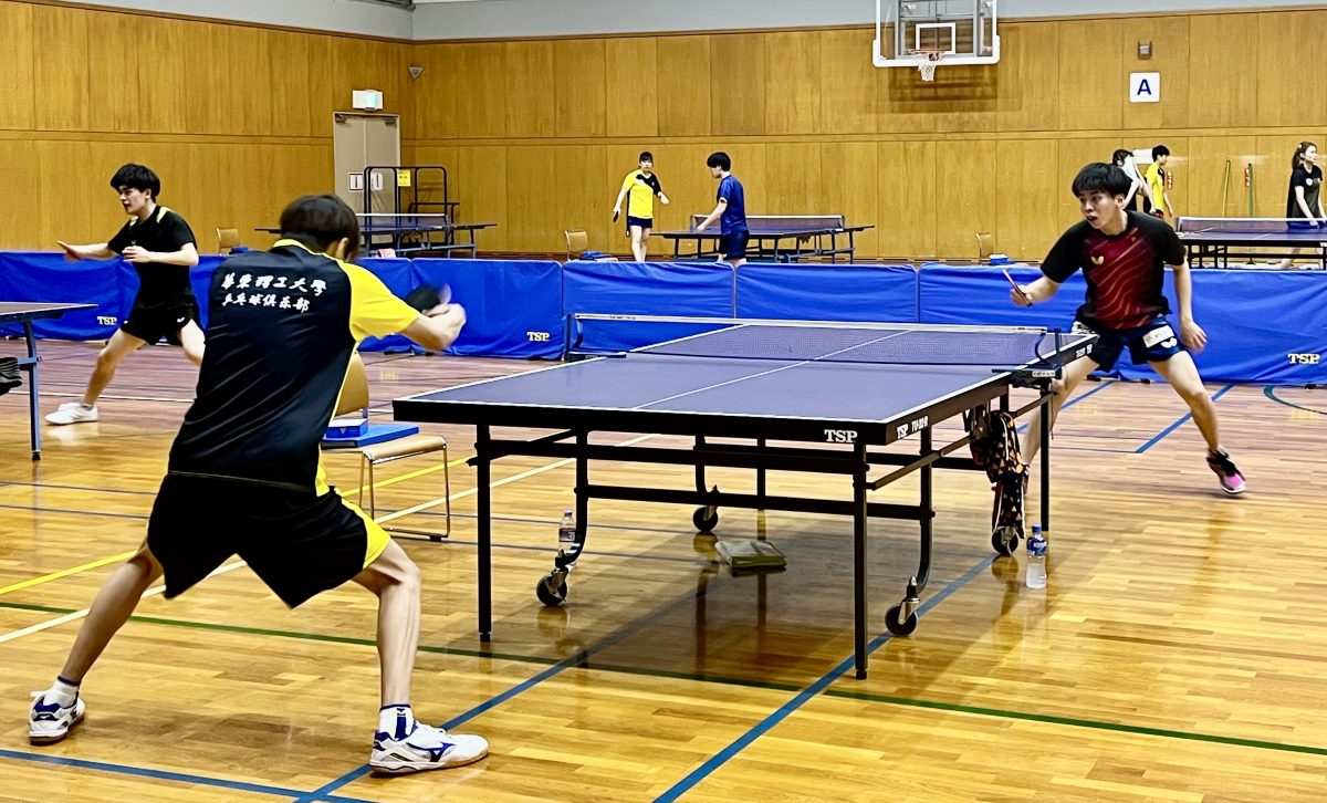 写真：濱田一輝（早稲田大）練習風景/提供：一般社団法人日本学生卓球連盟