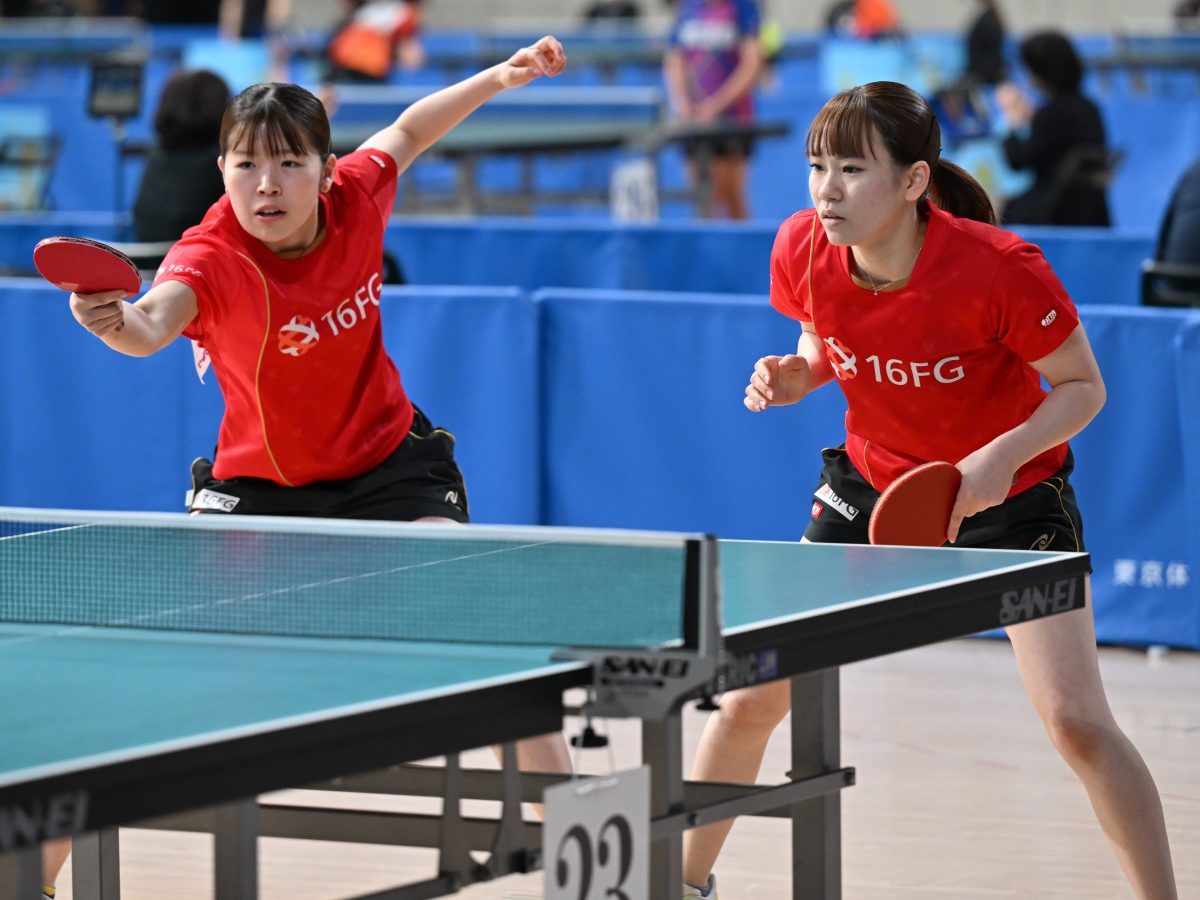 写真：加藤亜実/小島叶愛（十六フィナンシャルグループ）ペア/撮影：ラリーズ編集部