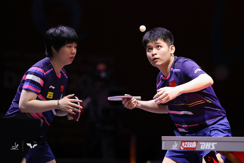 写真：林詩棟（リンシドン）/蒯曼（クアイマン・中国）ペア/提供：ITTF