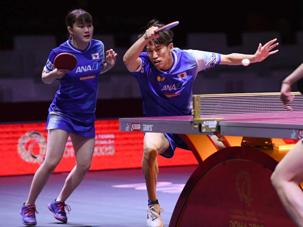 写真：吉村真晴（株式会社SCOグループ）/大藤沙月（ミキハウス）ペア/撮影：ラリーズ編集部