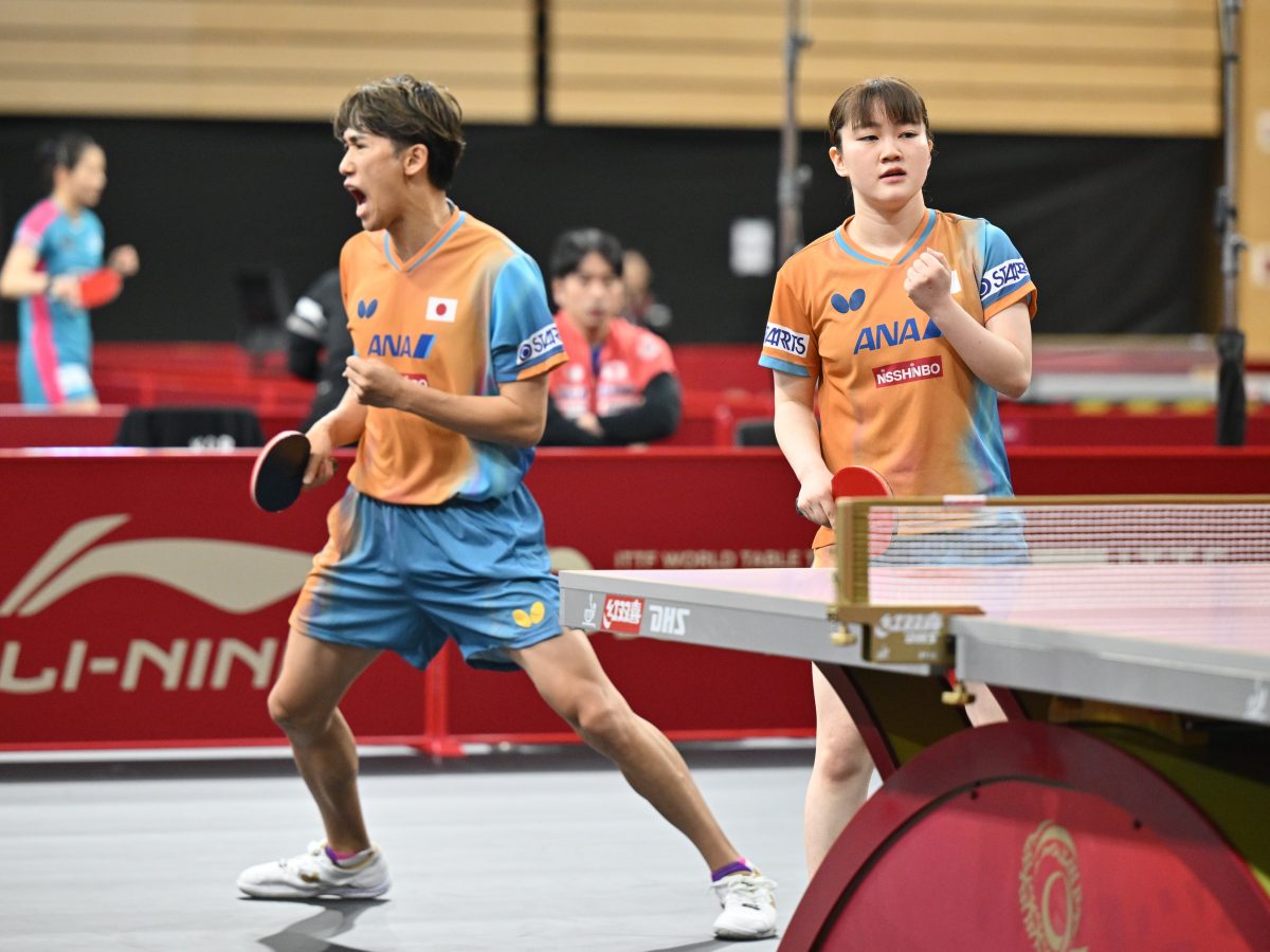 写真：吉村真晴（株式会社SCOグループ）/大藤沙月（ミキハウス）ペア/撮影：ラリーズ編集部