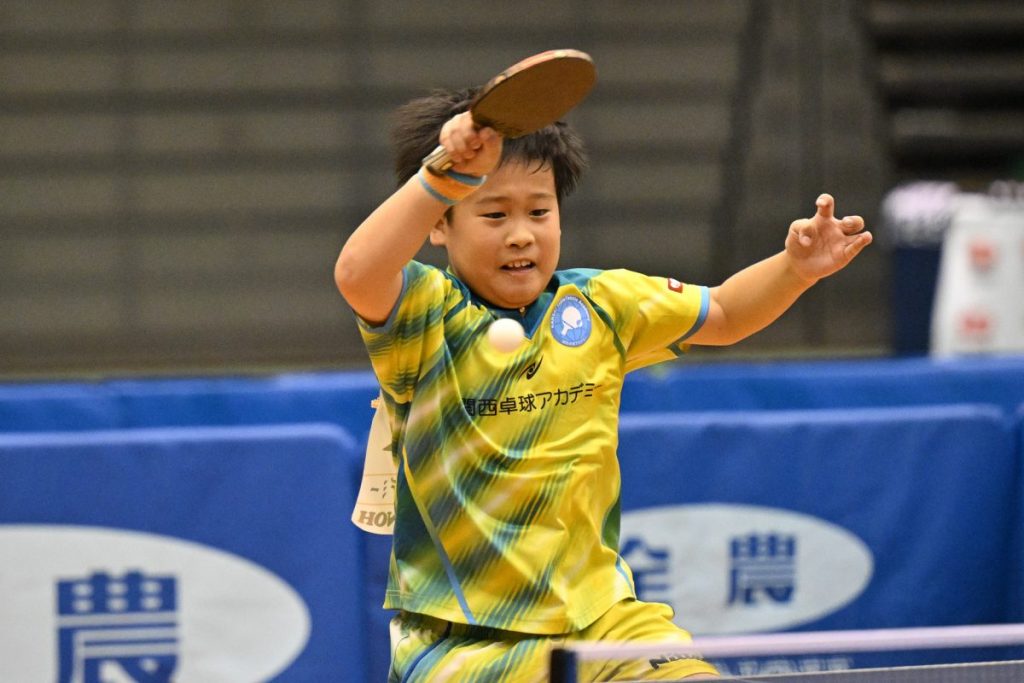 仲本楓翔（関西卓球アカデミー/大阪）