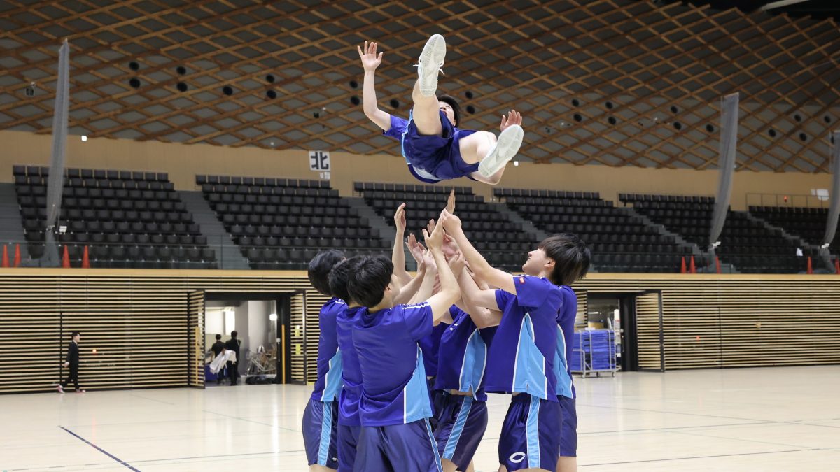 中央大・白神監督「誰一人として諦めなかった。全員が最後までやり抜いてくれた」＜卓球・インカレ2025男子＞