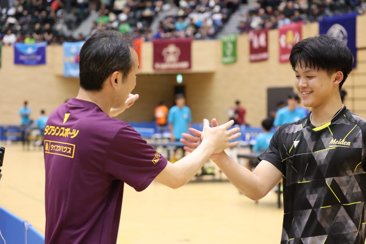 愛工大名電・面田知己、関西・岸本漣斗を破りランク入り＜卓球・インターハイ2025/男子シングルス4回戦＞