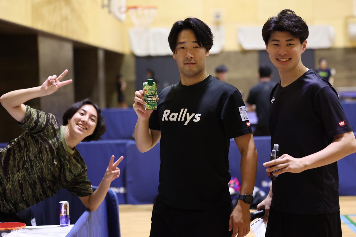 写真：左から矢野憲、堀本真之介、竹下友也のRallysメンバー/撮影：ラリーズ編集部