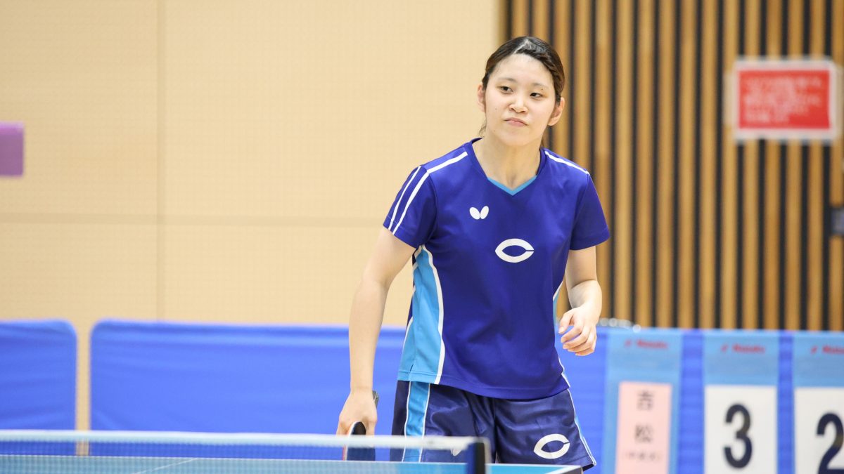 中央大・吉松寿莉、第2シード・枝廣愛との同士討ち制して準決勝進出＜卓球・全日学2025/女子シングルス準々決勝＞
