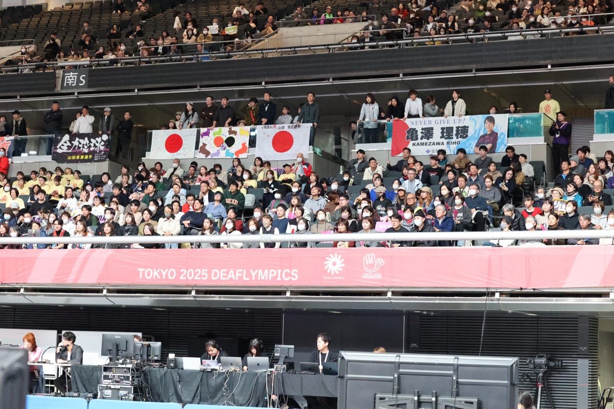 写真：会場には多くの観客が集まった/撮影：ラリーズ編集部