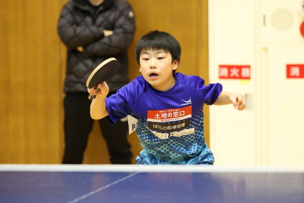 三宅直斗（ばらの町卓球場）