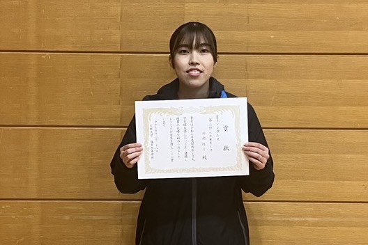 写真：相場晴日（大阪教育大学）/提供：関西国公立大学卓球大会運営（主幹校・京都大学）