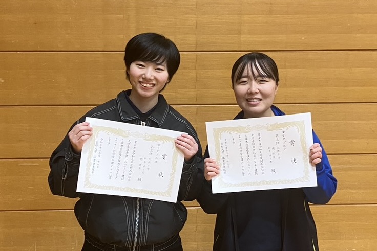 写真：松本ゆりあ/関遥菜（大阪大学）/提供：関西国公立大学卓球大会運営（主幹校・京都大学）
